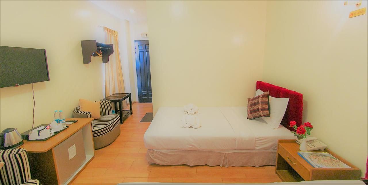 Hotel Mindhama Rangun Zewnętrze zdjęcie