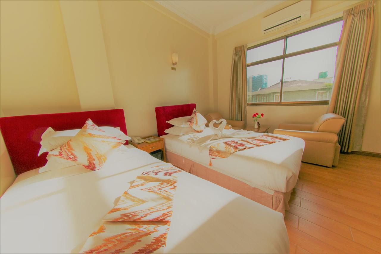 Hotel Mindhama Rangun Zewnętrze zdjęcie