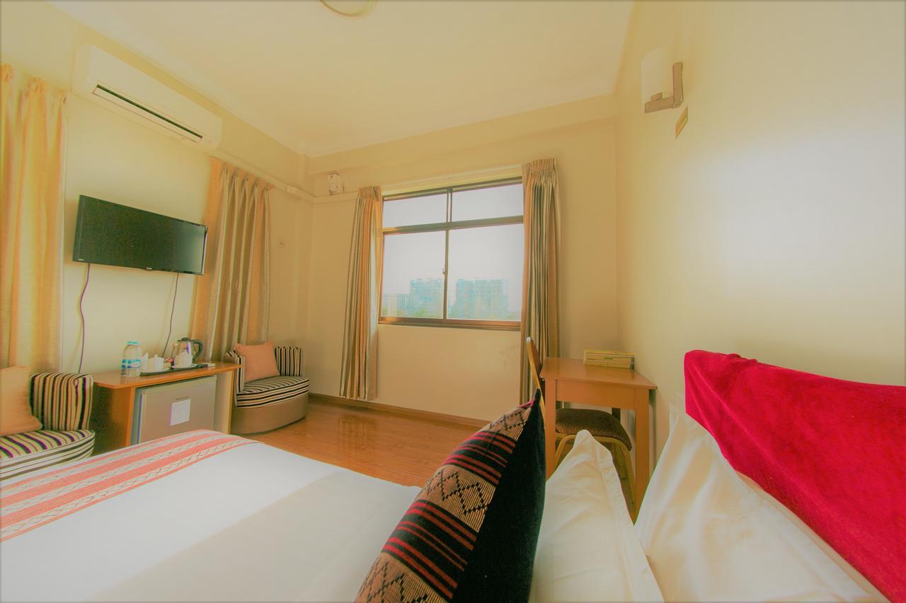 Hotel Mindhama Rangun Zewnętrze zdjęcie