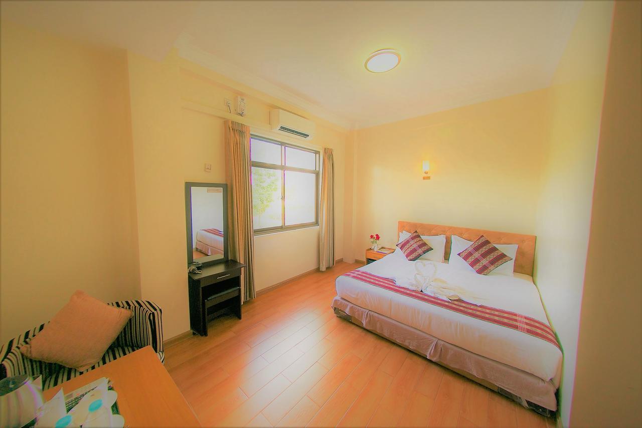 Hotel Mindhama Rangun Zewnętrze zdjęcie