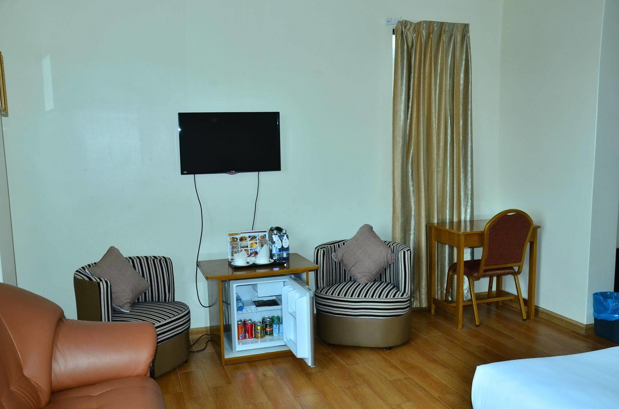 Hotel Mindhama Rangun Zewnętrze zdjęcie