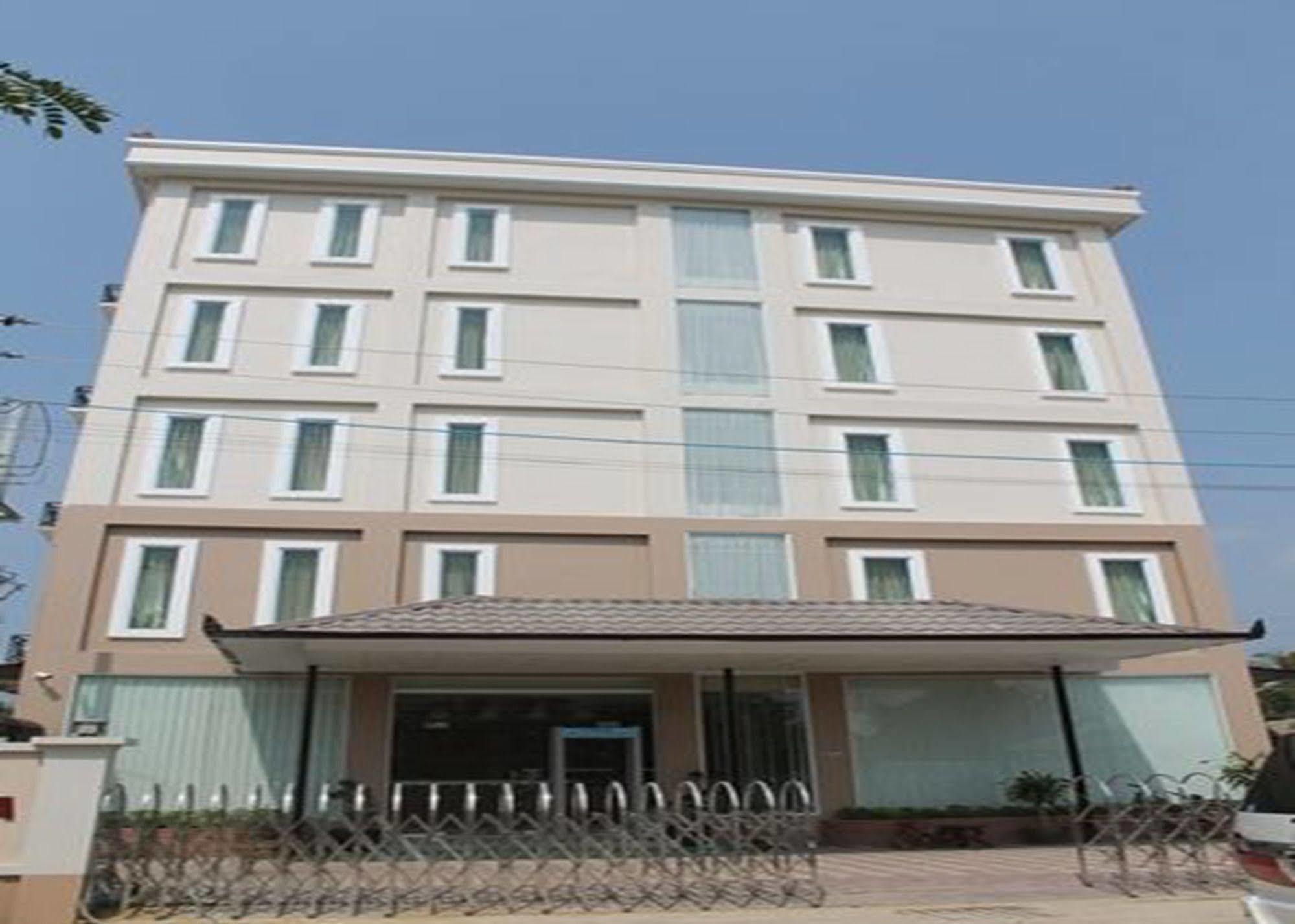 Hotel Mindhama Rangun Zewnętrze zdjęcie