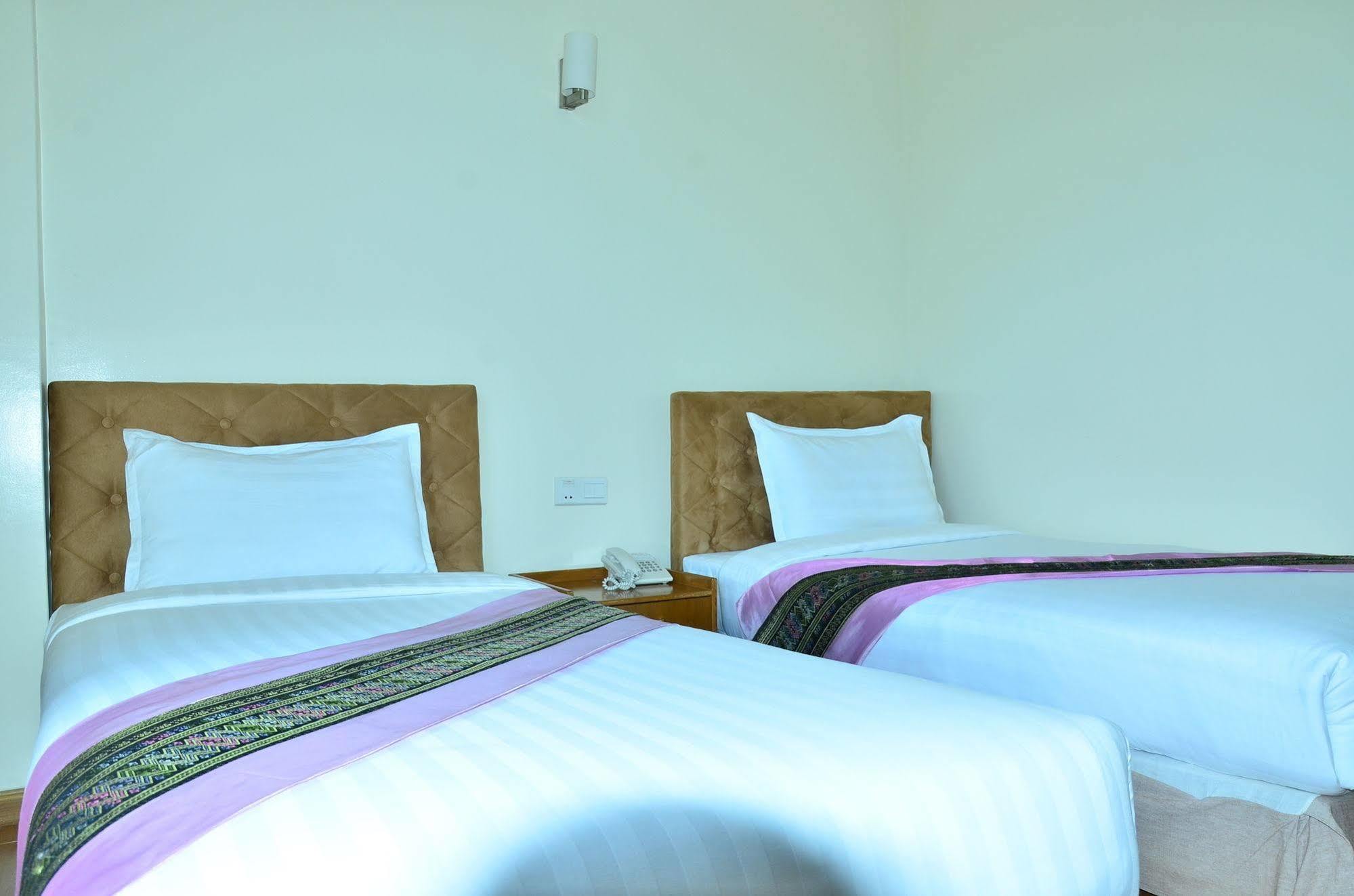 Hotel Mindhama Rangun Zewnętrze zdjęcie
