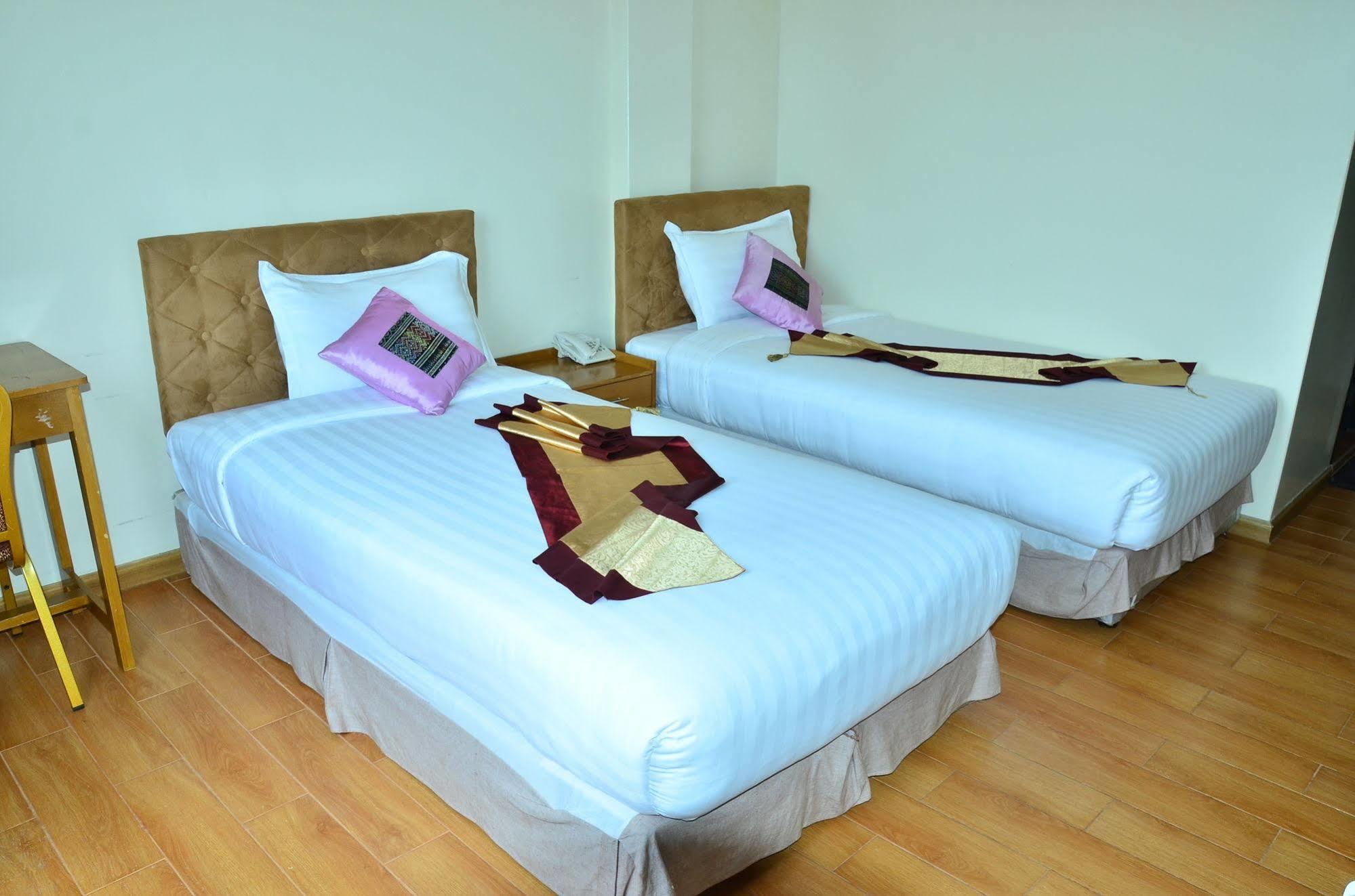 Hotel Mindhama Rangun Zewnętrze zdjęcie