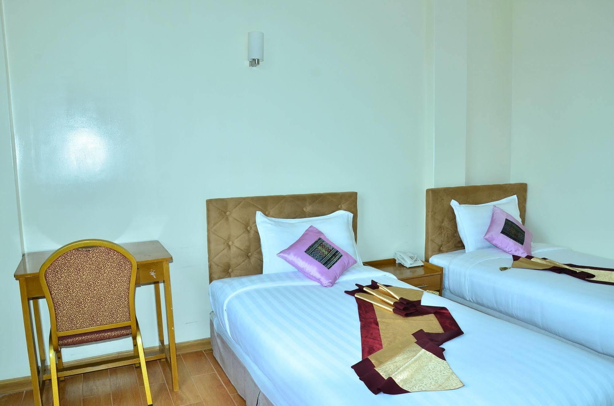 Hotel Mindhama Rangun Zewnętrze zdjęcie
